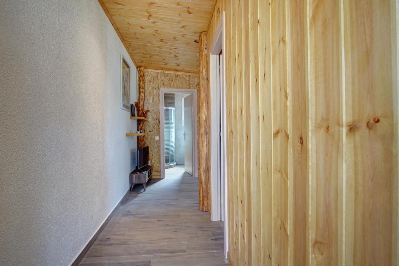 Вілла Terezina Wood House Kanakades Екстер'єр фото